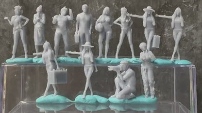 Double G 1:64 Miniature Human Figures - Unpainted - great for Dioramas - Made in the USA LOT 710 Miniature 1.10 Misc People