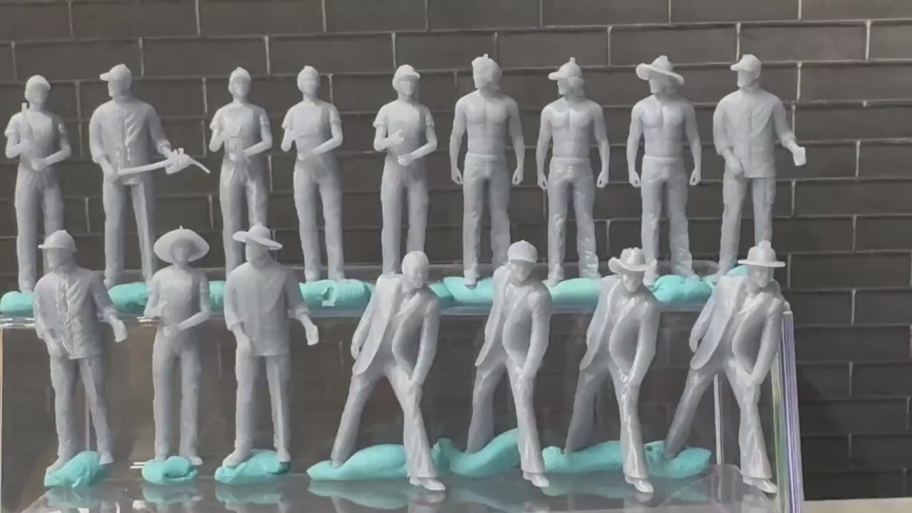 Double G 1:64 Miniature Human Figures - Unpainted - great for Dioramas - Made in the USA LOT 701 Miniature 1.10 Misc People