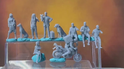 Double G 1:64 Miniature Human Figures - Unpainted - great for Dioramas - Made in the USA LOT 737 Miniature 1.10 Misc People