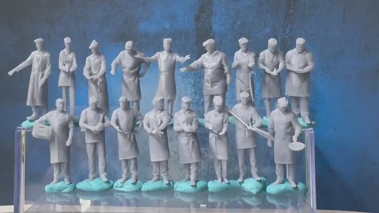 Double G 1:64 Miniature Human Figures - Unpainted - great for Dioramas - Made in the USA LOT 696 Miniature 1.10 Chefs / Cooks