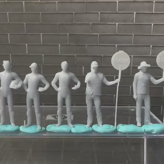 Double G 1:64 Miniature Human Figures - Unpainted - great for Dioramas - Made in the USA LOT 689A Miniature 1.10