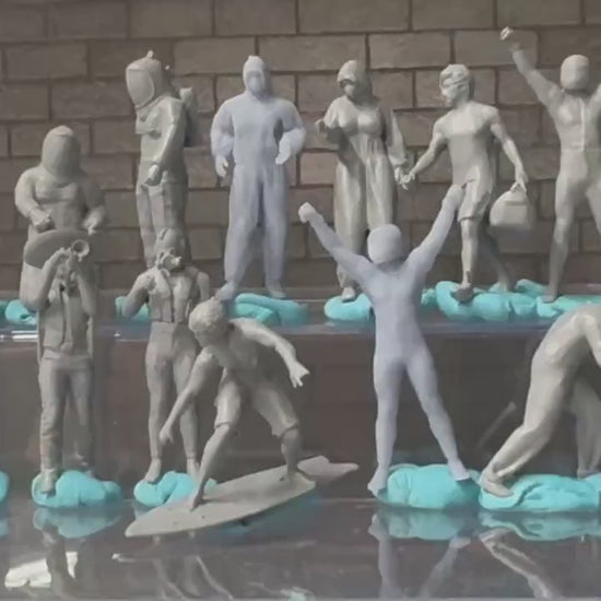 Double G 1:64 Miniature Human Figures - Unpainted - great for Dioramas - Made in the USA LOT 708 Miniature 1.10 Misc People